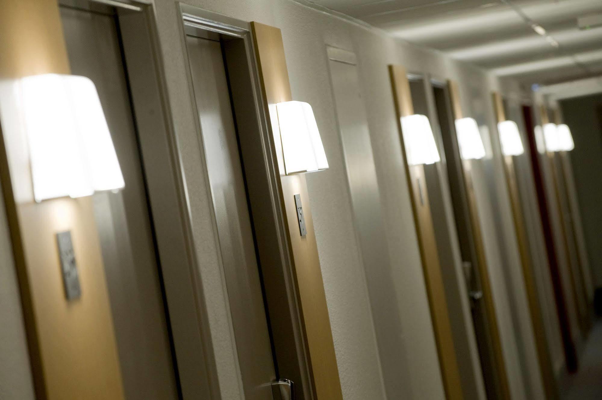 B&B HOTEL Castres Centre Gambetta Esterno foto